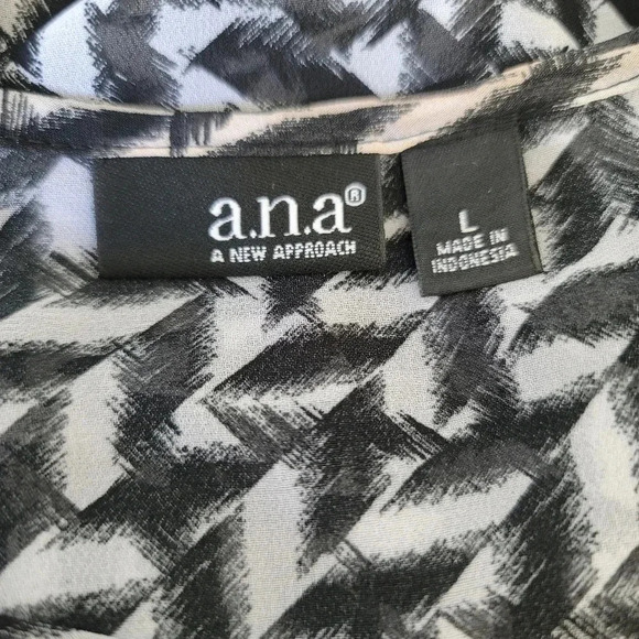 Womens A.N.A. White Black Boho Geometric Print Sheer Top Blouse Sz L - Picture 2 of 8